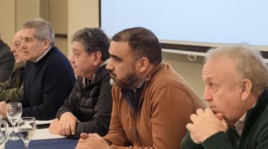 Unión, Renovación y Fe tuvo un plenario en Bahía con críticas a Milei