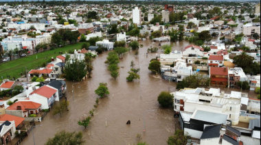 Kicillof prorrogó la emergencia en Bahía Blanca tras el veto nacional de Milei