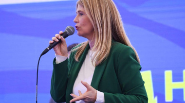 Magario llamó a “ponerle un freno a Milei” en las legislativas 