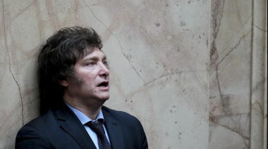 Milei arranca la campaña con derrota cantada en el Senado: la oposición va por los decretos de Sturzenegger