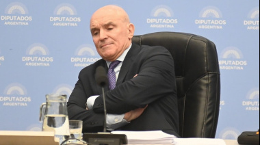 “No podemos debatir con un diputado vinculado al narcotráfico”, piden la remoción Espert