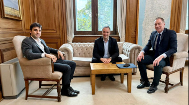 En Gobernación esperan la asunción de Santilli para volver a la carga por “las deudas de Milei”