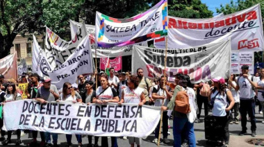 La oposición de Baradel marcha contra “el Presupuesto de ajuste” de Kicillof