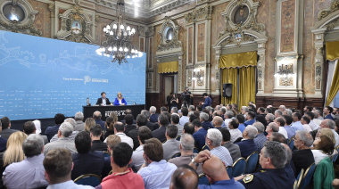 Kicillof presiona a la oposición: “No estamos dispuestos a pagar deuda con gastos de salud”