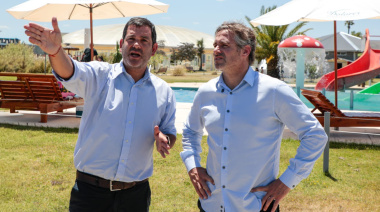 Un intendente peronista avanza con la recorrida por la Provincia pensando en 2027