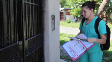 Prevención del dengue: visitas casa por casa, entrega de repelentes y concientización