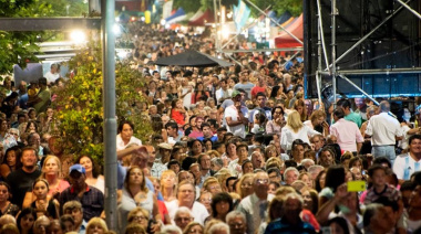 Cuenta regresiva: Carlos Casares palpita la Fiesta Nacional del Girasol
