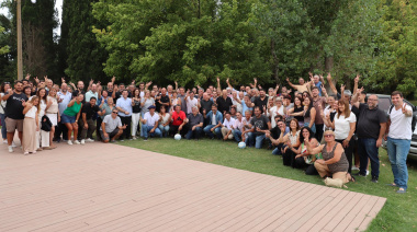 El kicillofismo hace reuniones seccionales y presiona la interna del peronismo