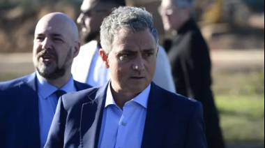 Pareja, bajo fuego interno: Un concejal de LLA aparece en el padron del PJ bonaerense