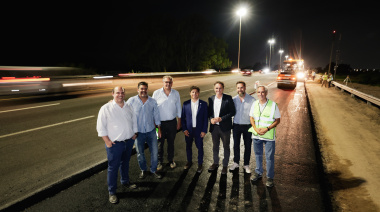 Kicillof supervisó el cuarto carril de la Autopista La Plata - Bs. As.: una obra clave para 200 mil vehículos diarios