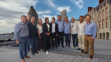 Rosca en La Feliz: Kicillof suma peronismo tradicional y tensiona la interna con Raverta