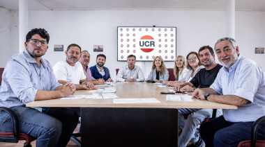 El radicalismo exhibe músculo en la Cuarta sección: cumbre de intendentes y legisladores