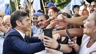 Perlitas de la Asamblea Legislativa de Kicillof: Cantos, chicanas y color