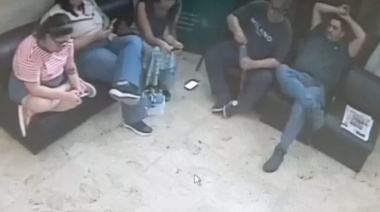 Militantes ocuparon el Palacio Municipal denunciando recortes y aprietes en el Concejo