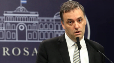 Adorni, dos policías y cien mil dólares: el misterio de sus hipotecas privadas