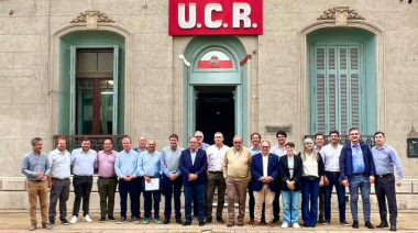 Foro de Intendentes UCR: reclamos en alza y presión sobre Kicillof y Santilli