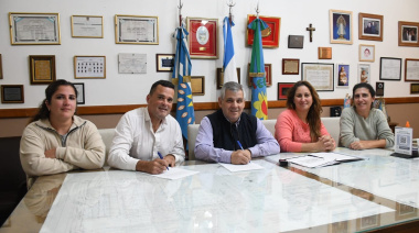 Britos mete fichas a la autonomía económica y firma un convenio clave para los emprendedores