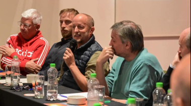 La pelea entre Insaurralde y Máximo Kirchner traba el armado de las comisiones en Diputados