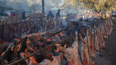 Vuelve la Fiesta del Cordero a Magdalena: destrezas criollas, feria y gran almuerzo popular