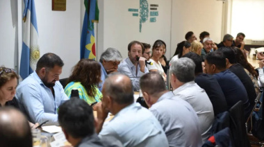 Paritarias: Kicillof citó a los gremios pero el escepticismo domina la antesala de la discusión