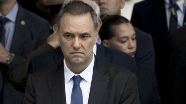 Adorni se refugió en el régimen de inocencia fiscal mientras sigue sin mostrar su patrimonio
