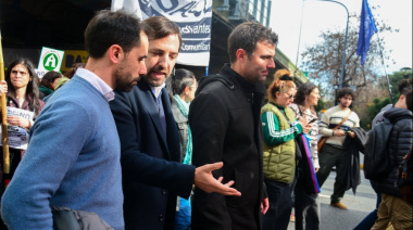 Kreplak cruzó a la Nación por difundir “burradas” y crece la polémica por el Garrahan