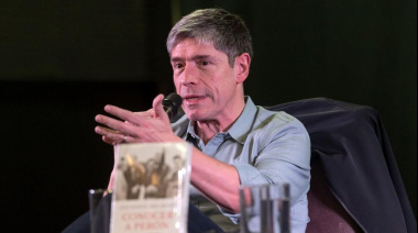 Abal Medina cruzó a González Santalla: “son igual que los libertarios”