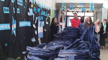 General Rodríguez reforzó su apuesta educativa con una nueva entrega de útiles