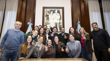 Kicillof blinda su armado juvenil y pide “paz armada” con La Cámpora