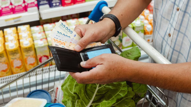 La confianza de los consumidores cayó en julio y anotó su peor marca interanual desde 2020