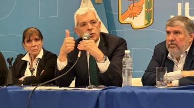 Julián Domínguez tildó de “traición a la patria” la ley de extranjerización de tierras