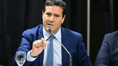 Abad cambió su voto y ayudó al Gobierno para avanzar en la Ley de extranjerización