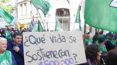 Un relevamiento reveló que el 87% de los empleados estatales tiene deudas activas