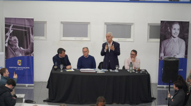 Alak y Descalzo reunieron al PJ y pusieron en debate el peronismo que viene