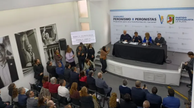 Kicillof puso la unidad en el centro y pidió construirla “de abajo para arriba”