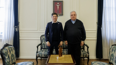 Kicillof afina el operativo bonaerense para la llegada de León XIV, junto a la Conferencia Episcopal