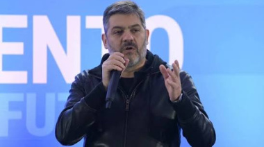 Carlos Bianco posterga disputas electorales y marca la cancha por la carrera a la Gobernación 
