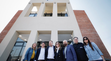 “Nos han dejado solos”: Kicillof cruzó a Milei desde Ezeiza tras inaugurar obras de seguridad y salud