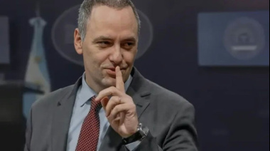 Vence el plazo para que Manuel Adorni justifique su patrimonio ante la Justicia