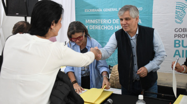 Britos acelera la regularización dominial y 209 vecinos firmaron sus escrituras