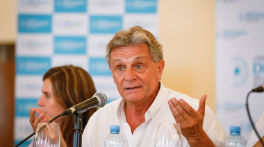 Pulti: “Mar del Plata y Argentina no pueden estar gobernadas por gente que no las ama”