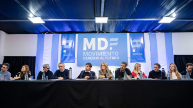 Kicillof reúne a los intendentes del MDF para definir la estrategia electoral bonaerense