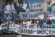 Los docentes vuelven a parar el país contra el ajuste de Milei