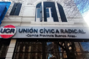 Sin alianzas a la vista, la UCR bonaerense se prepara para competir con un posible sello propio
