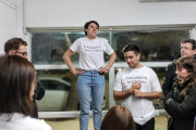 El radicalismo no contuvo a todos y sufrió fugas sobre el cierre