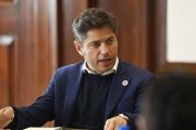 Kicillof denunció espionaje ilegal por parte del Gobierno tras una filtración de la SIDE