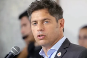 Kicillof denunció “campaña sucia” y apunto contra Milei: “Es un estafador, quiere ganar mintiendo”
