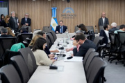 La oposición se disputa la presidencia de la Comisión $Libra