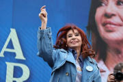 Cristina Kirchner publicó un durísimo mensaje contra Milei: “La vas a chocar mal”