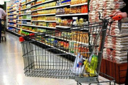 El Gobierno va a las elecciones con el consumo masivo por el piso